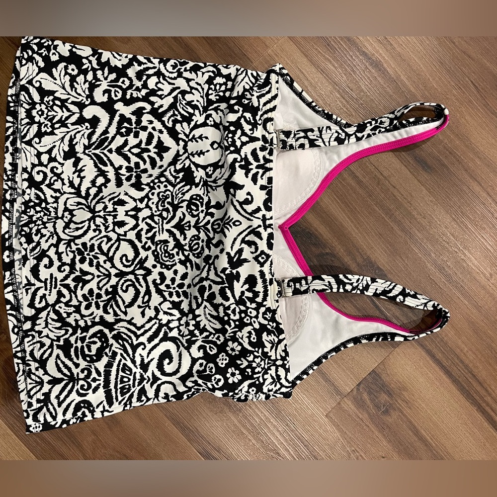 Colorful Patterned Tank Tops Set - Picture 5 of 7